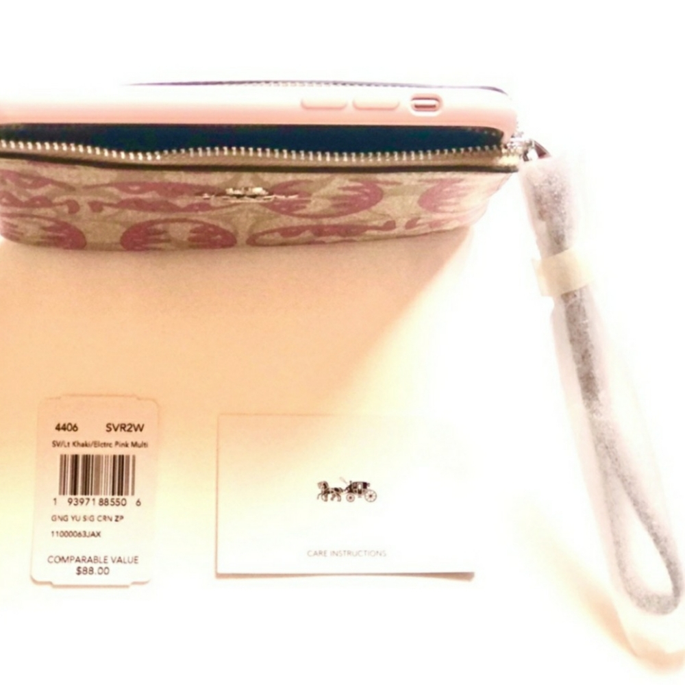 Coach wristlet special edition - Picture 7 of 7